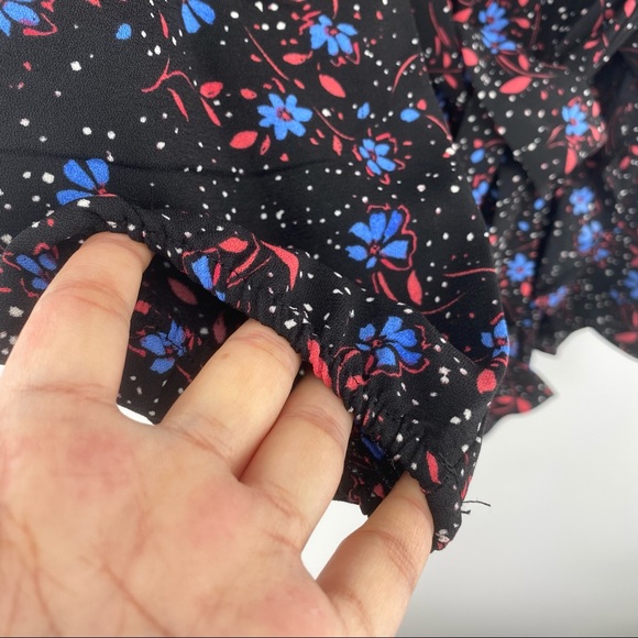 Aqua NWT Bloomingdale's One Shoulder Long Sleeve Waist Tie Floral Romper New - Picture 7 of 13